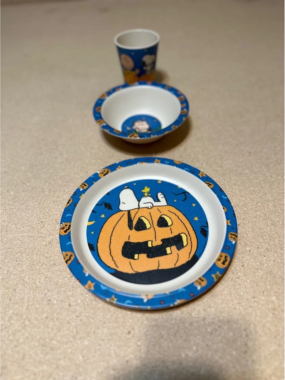 Peanuts Snoopy Halloween Pumpkin 3 Piece Kids Dinnerware Plate Bowl Cup Set